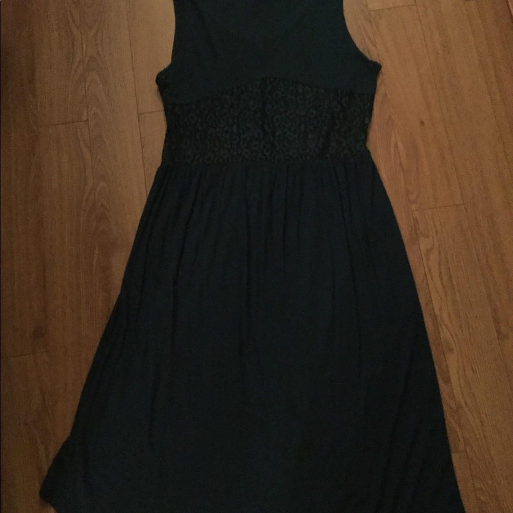 Dress - Picture 4 of 4